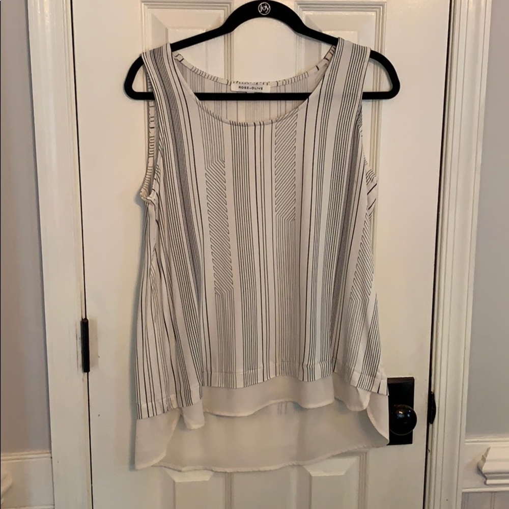 ROSE + OLIVE Flowy/Layered Tank - Large